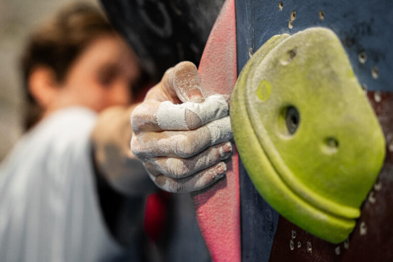 Climbing wall Kelsey Kerridge