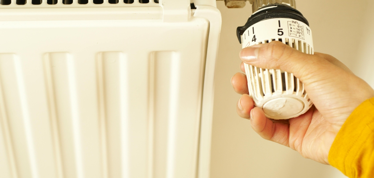Thermostat on radiator