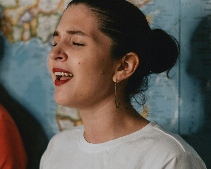 Lady singing